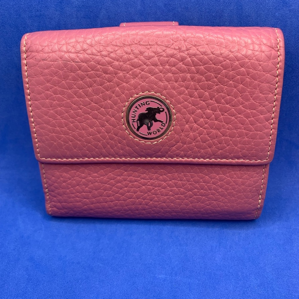 💕 Pink Auth HUNTING WORLD Logos Leather Holder Charm Gold F/S 💖